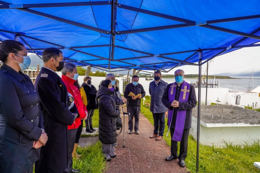 Por 68° aniversario de Puerto Williams: Delegado participa en ceremonia de Acción de Gracias