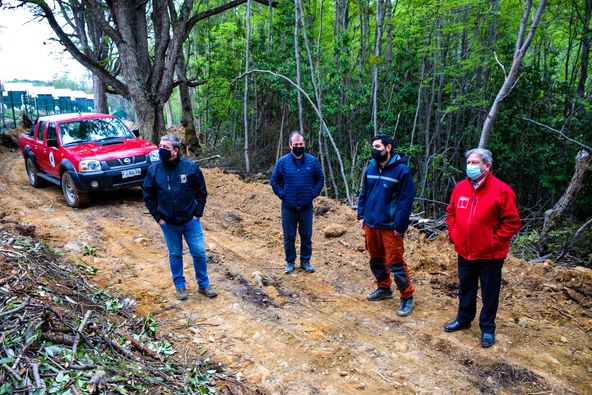 Puerto Williams: Ejecutan proyecto para evitar propagación del fuego ante incendios forestales