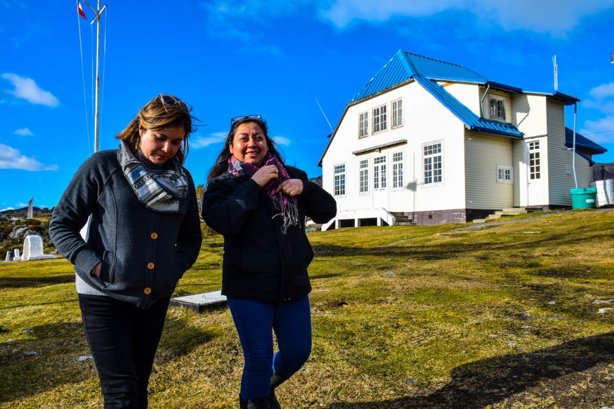 Tras encuentro en Isla Navarino: Delegadas de Antártica Chilena y Tierra del Fuego proyectan mesa de trabajo interprovincial permanente