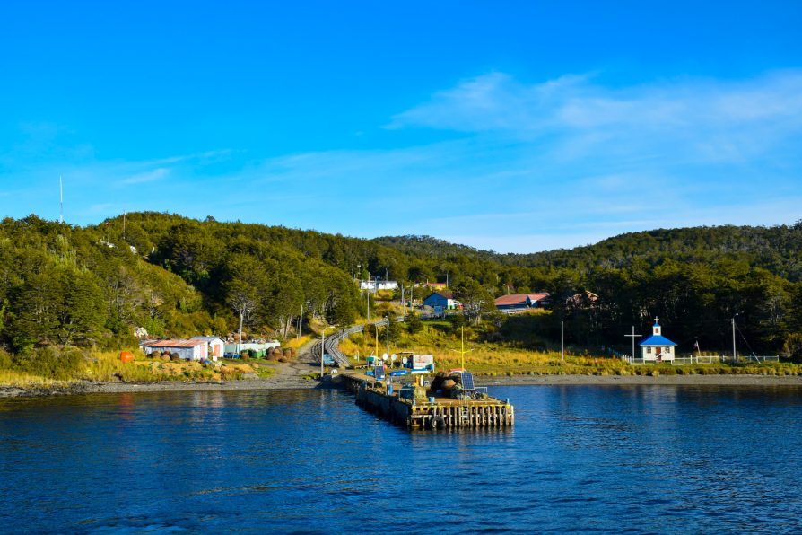 MOP iniciará en octubre obras de construcción de infraestructuras portuarias en Puerto Toro y Puerto Navarino