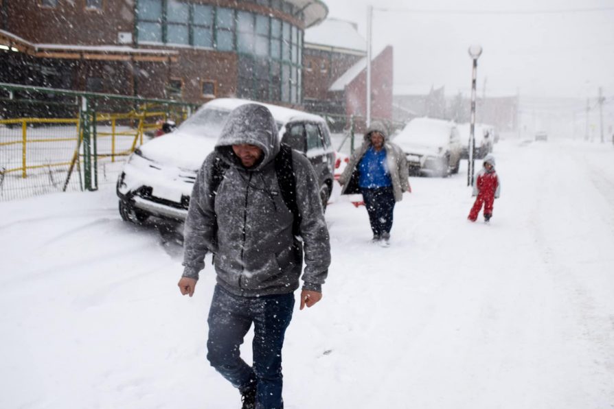 Puerto Williams comienza agosto con una intensa nevazón y vientos de hasta 70 kilómetros por hora