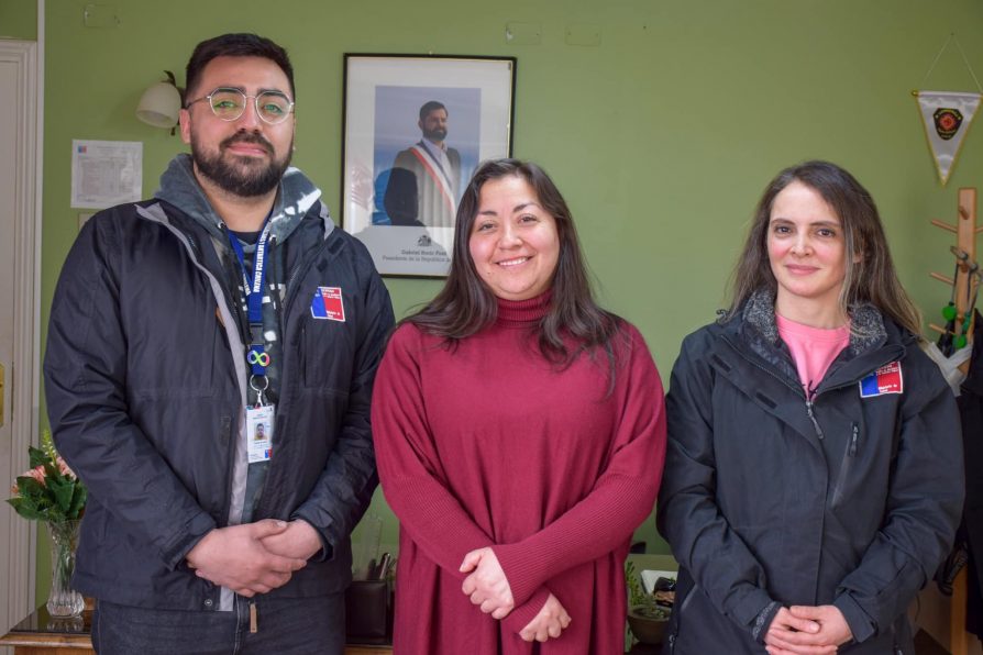 Delegada Muñoz recibe saludo protocolar de parte de nuevo jefe provincial de Salud