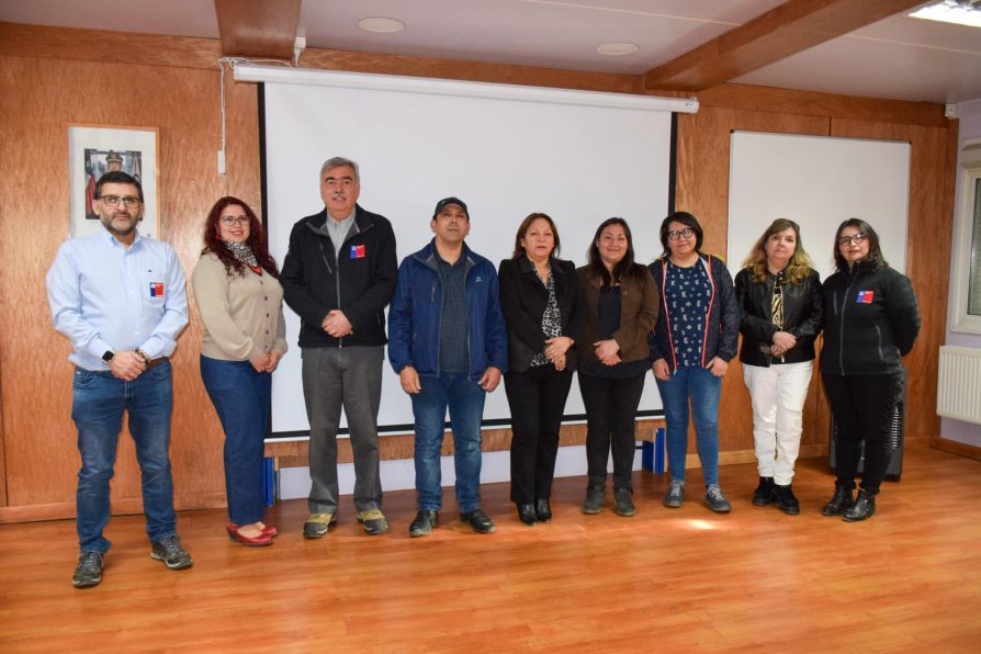 Difunden medidas de Ley 40 Horas en Puerto Williams