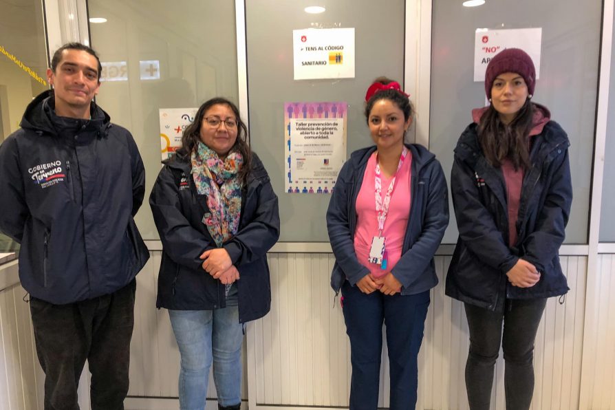 Delegada Muñoz encabeza actividad de difusión por taller de prevención de violencia de género en Puerto Williams