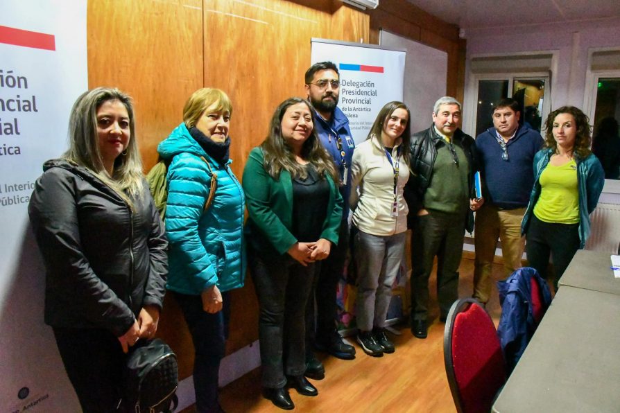 Realizan primera mesa de salud con organizaciones sociales e instituciones de Puerto Williams