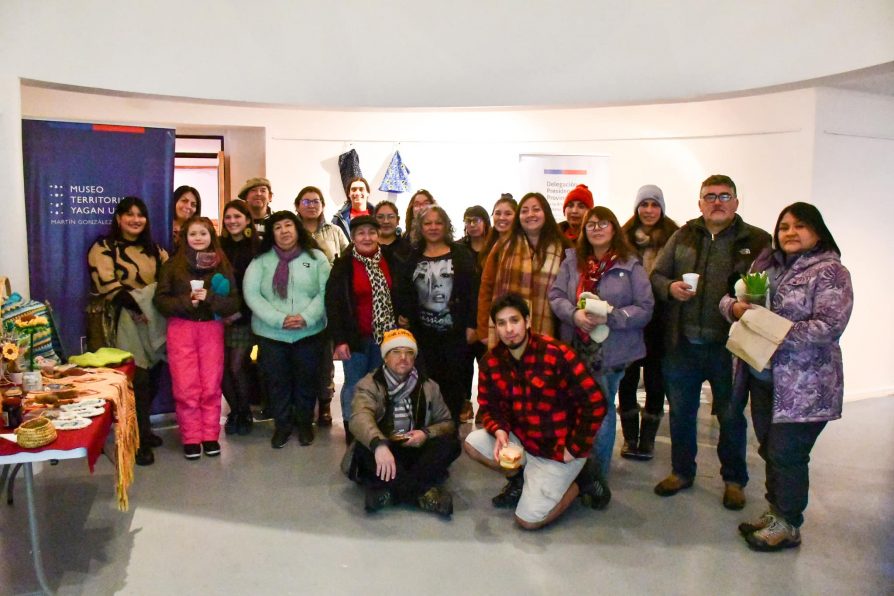 DPP Antártica Chilena y Museo Territorial Yagan Usi realizan exitoso encuentro por Día Nacional de los Pueblos Indígenas