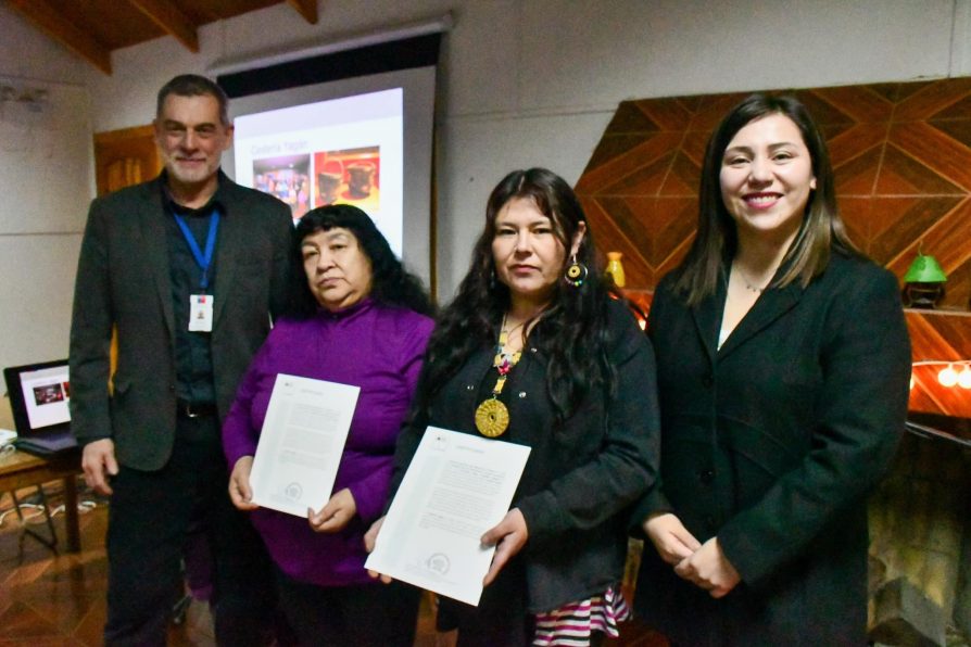 Entregan certificación a cultores y cultoras en taller de gestión local realizado en Puerto Williams