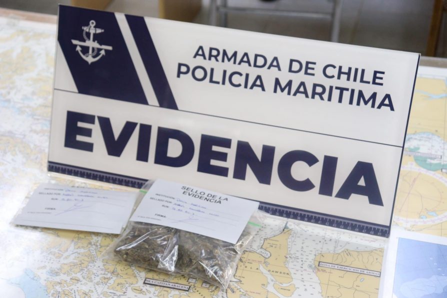 Despliegue preventivo de la Policía Marítima detectó drogas en zarpe de ferry Kaweskar en Punta Arenas