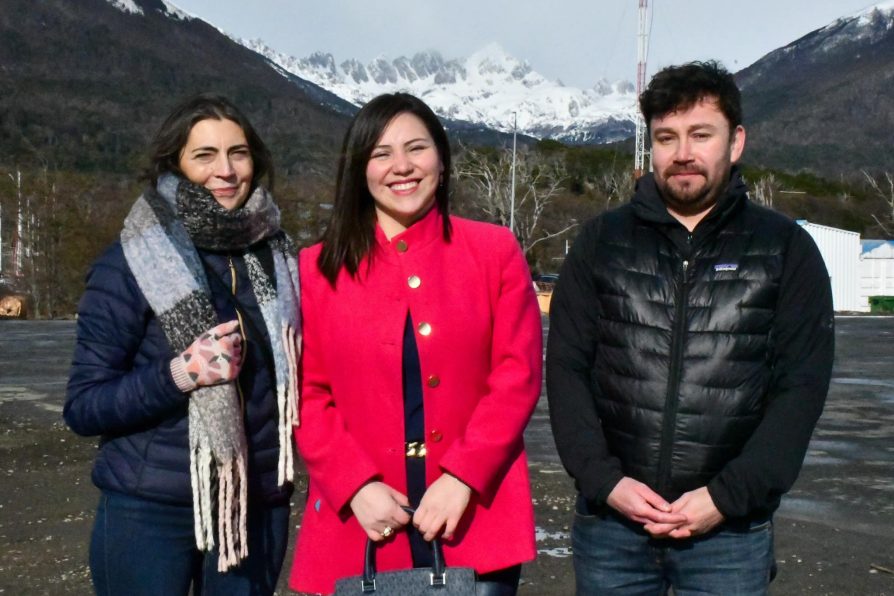 Delegada Constanza Calisto participa en XXV Congreso Mundial de Periodistas y Escritoras en Puerto Williams