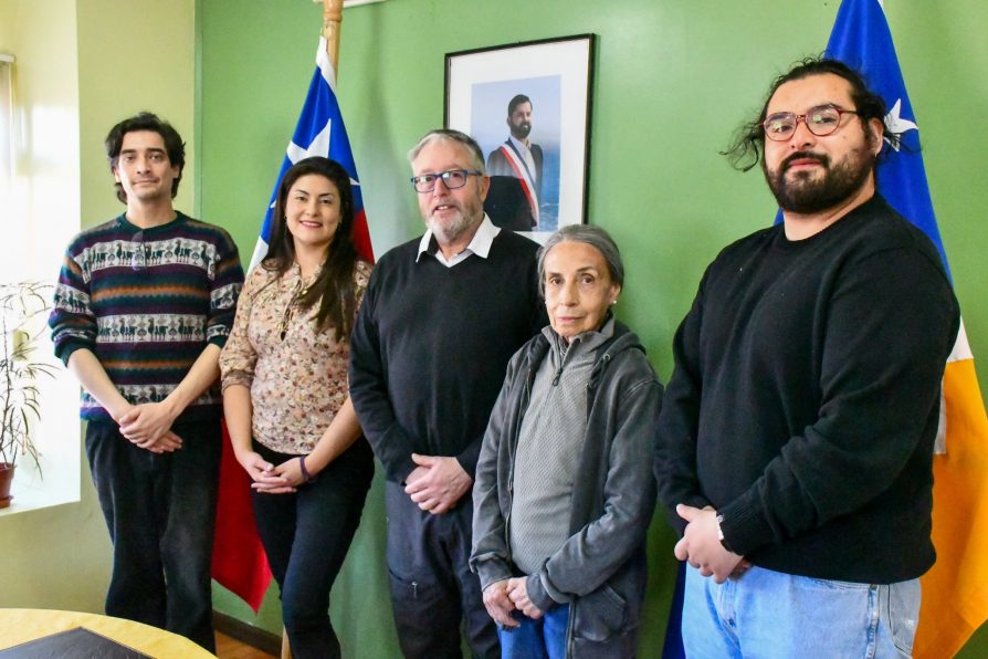 Delegado (s) Illanes recibe saludo protocolar de Seremi de las Culturas y Premio Nacional de Literatura 2024