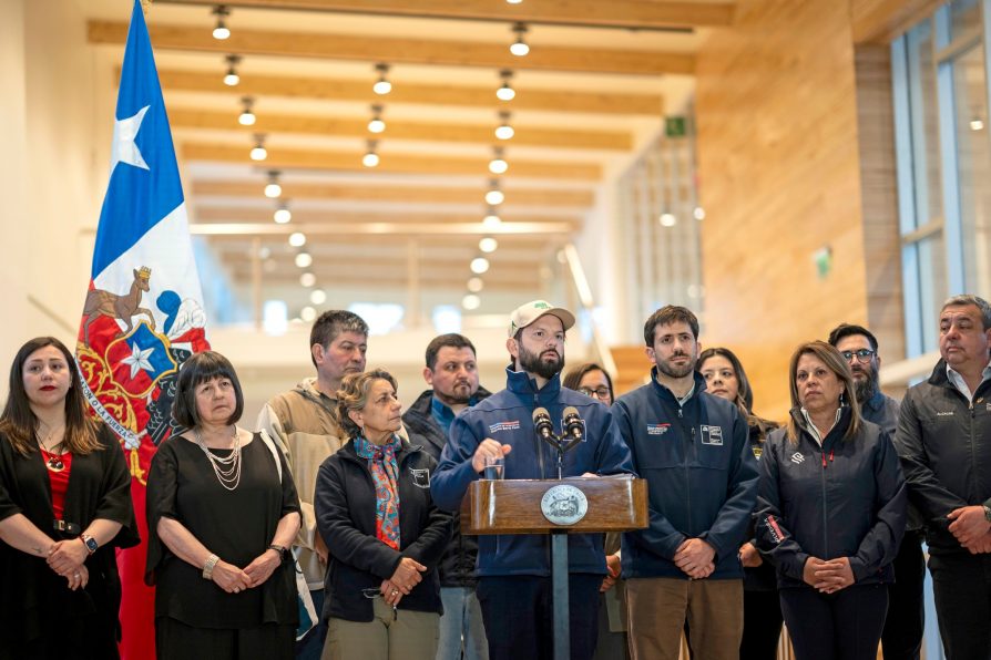 Presidente Gabriel Boric visita el Centro Subantártico Cabo de Hornos de la Universidad de Magallanes