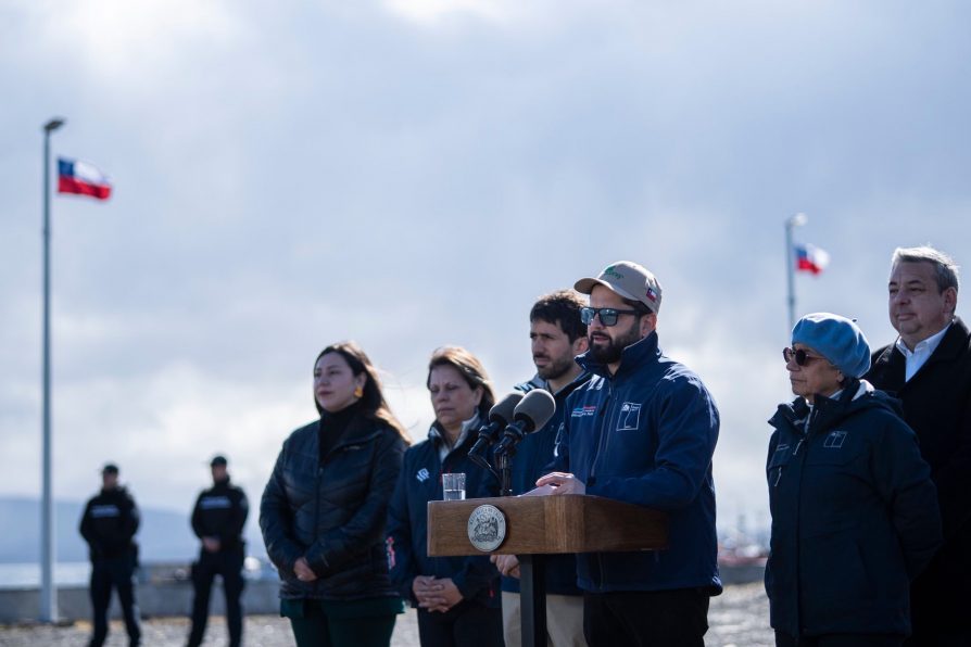 Presidente Gabriel Boric encabeza inicio de obras de la II etapa de la construcción de Infraestructura Portuaria Multipropósito en Puerto Williams