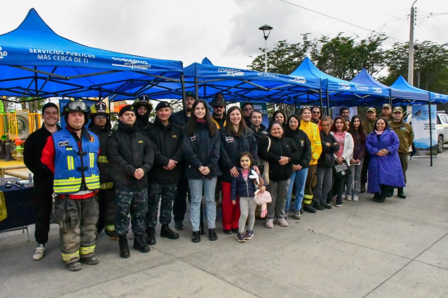 “Seguridad pública más cerca de ti”:  Plaza ciudadana acerca servicios públicos a nuevo barrio de Puerto Williams