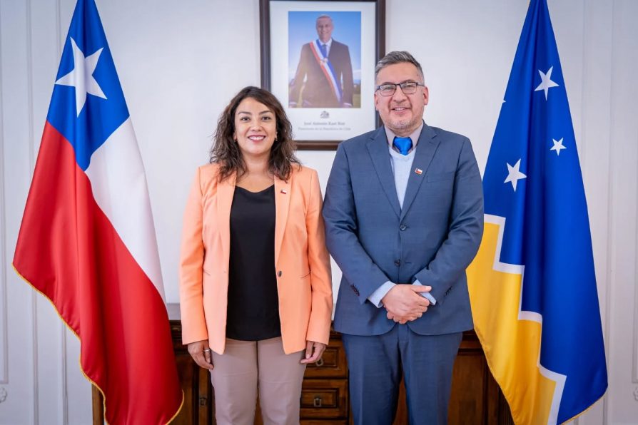 Delegado Moncada participa en primer encuentro oficial con Delegada Regional Ericka Farías