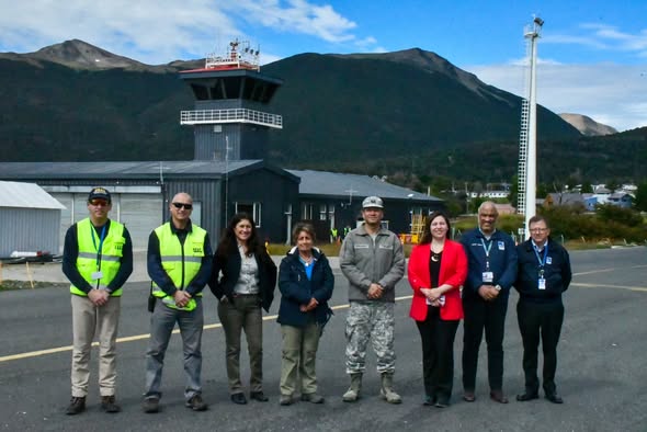 Ministra de Obras Públicas recorre dependencias de nuevo terminal aéreo de Puerto Williams