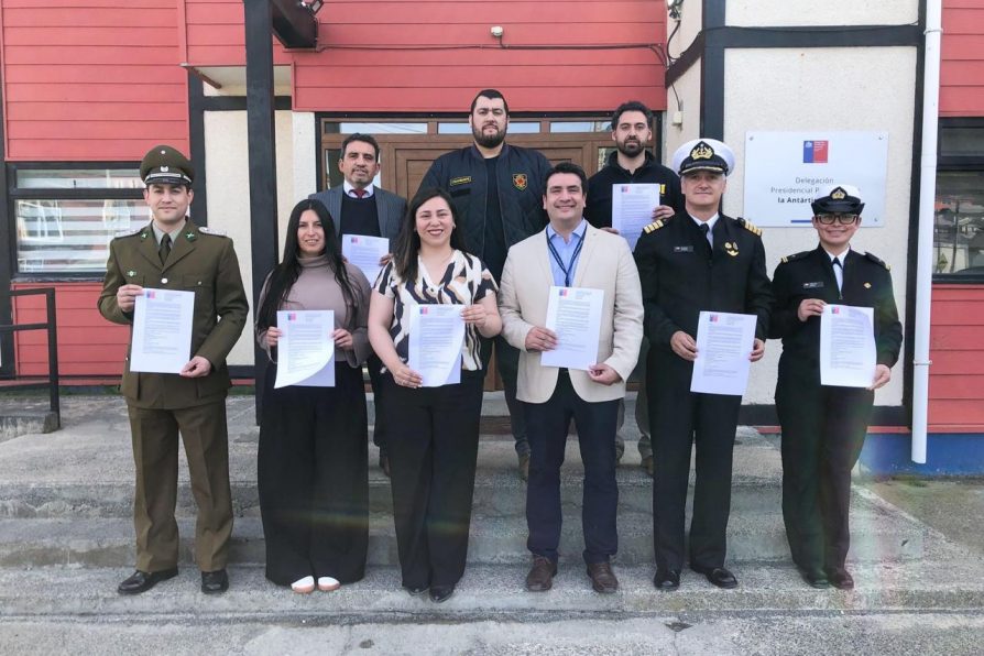 Autoridades firman primer protocolo para traslado de fallecidos en Cabo de Hornos