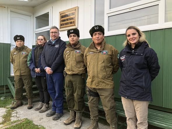 Retén (F) de Puerto Toro conmemora 99° aniversario de Carabineros