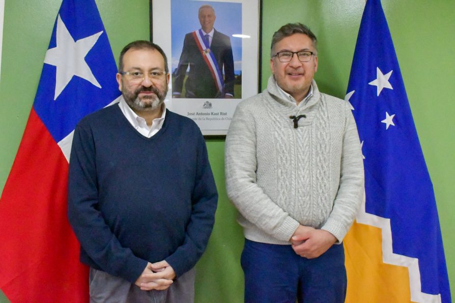 Delegado Moncada y Seremi de las Culturas comprometen colaboración institucional