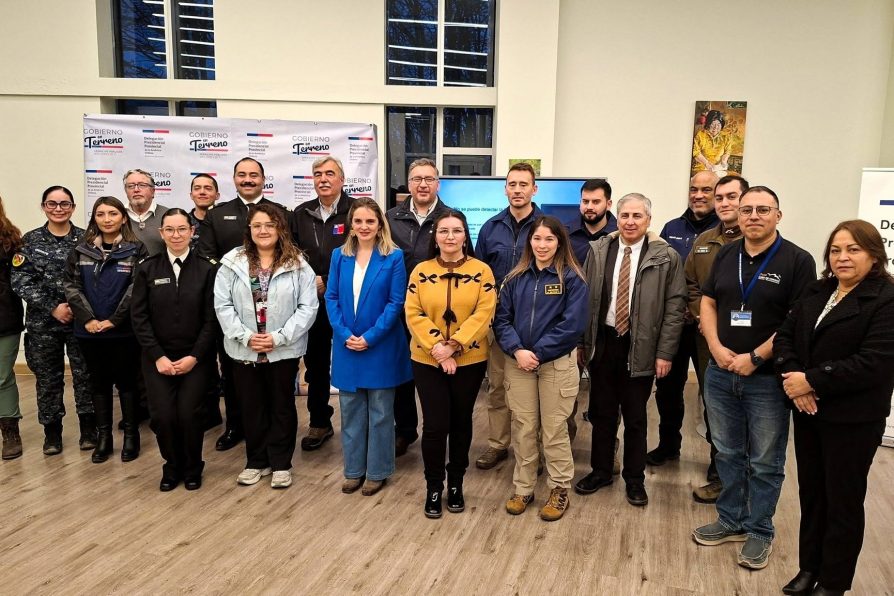 “Gobierno en Terreno” acerca charlas de la Dirección del Trabajo a comunidad de Puerto Williams